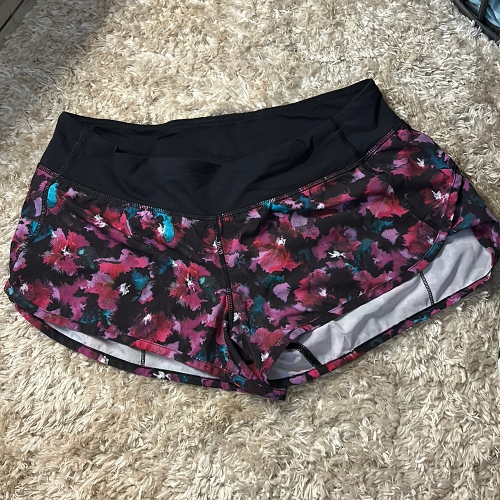 Lululemon speed up short